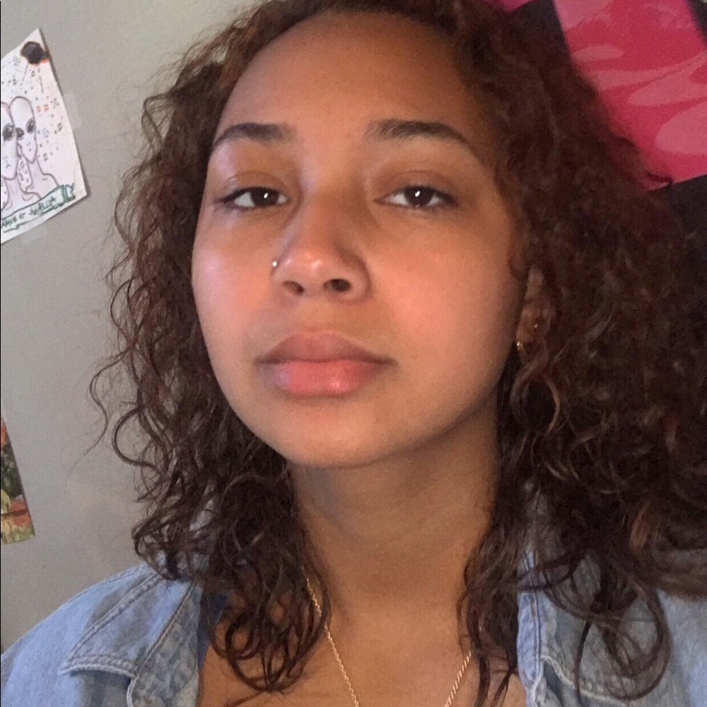 Meet your Posher, Zoe